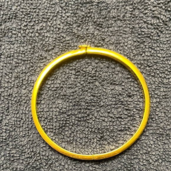 Kate Spade Gold and Ivory Enamel Bracelet with Spade - Picture 4 of 4